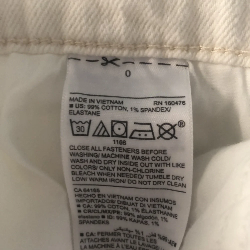 Old Navy Mid-rise Boyfriend Off-white Jeans - Picture 6 of 9